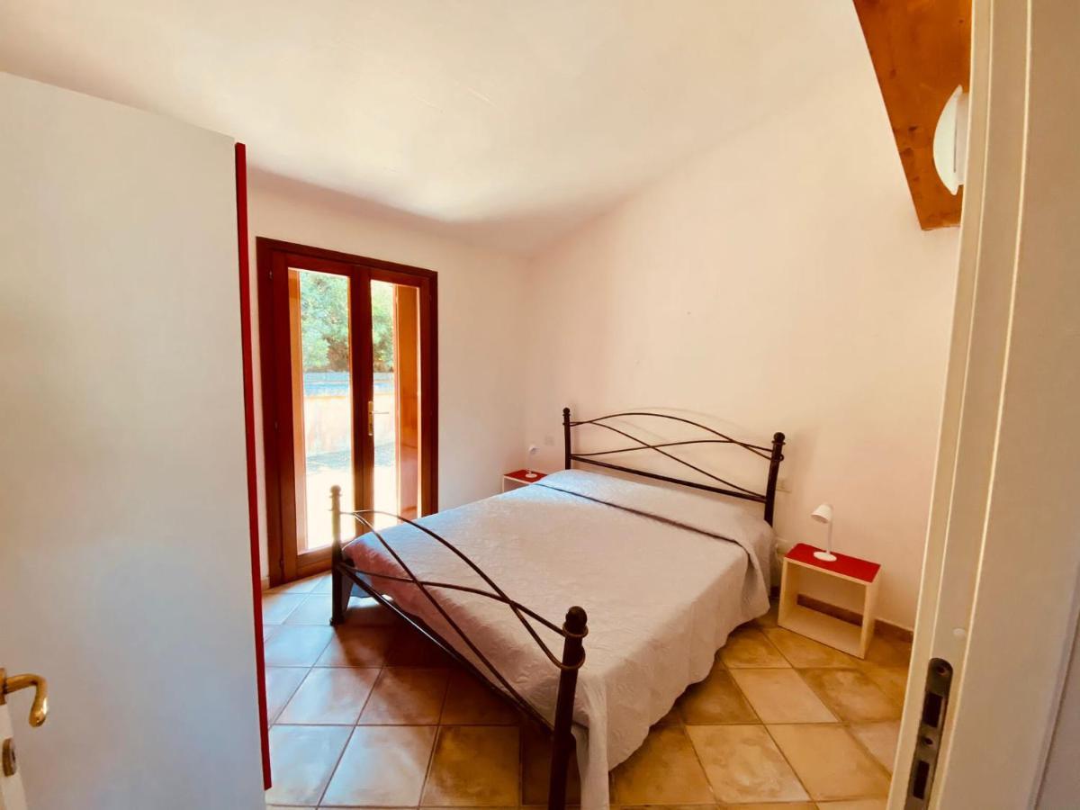 Residenze Il Girasole Aparthotel Голфо Аранчи Екстериор снимка