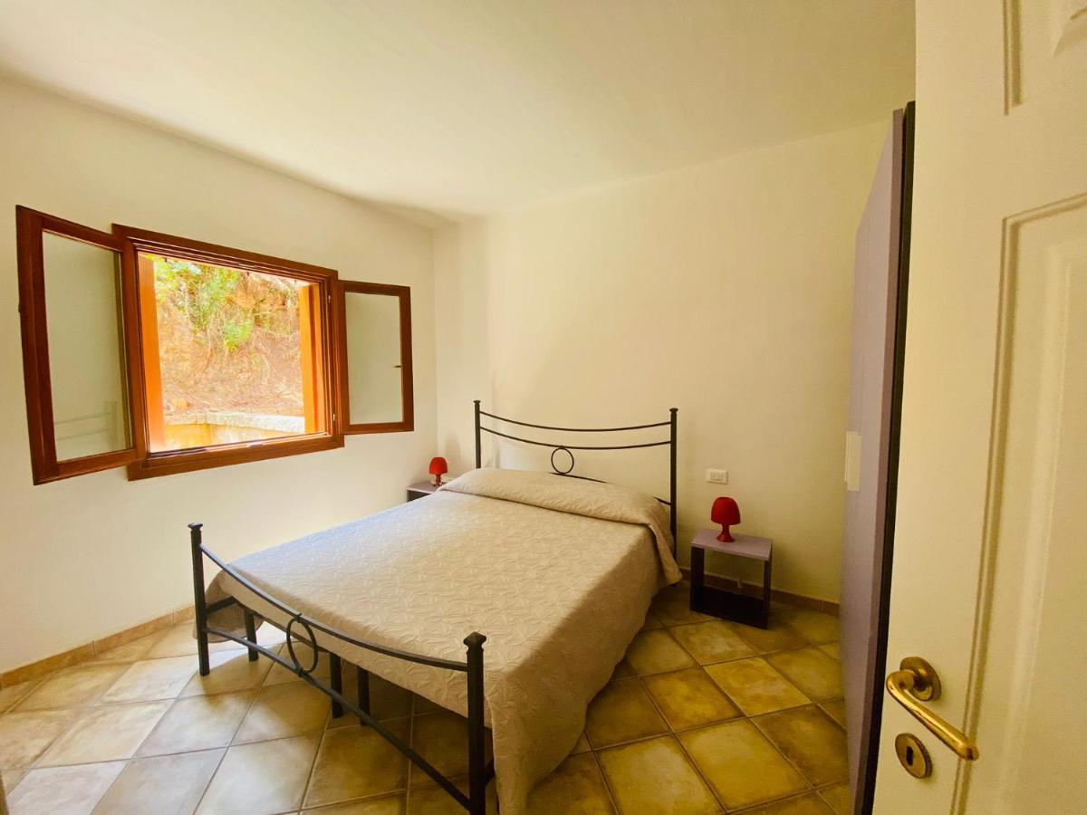 Residenze Il Girasole Aparthotel Голфо Аранчи Екстериор снимка
