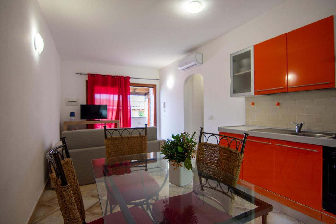 Residenze Il Girasole Aparthotel Голфо Аранчи Екстериор снимка