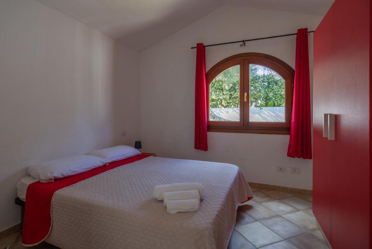 Residenze Il Girasole Aparthotel Голфо Аранчи Екстериор снимка