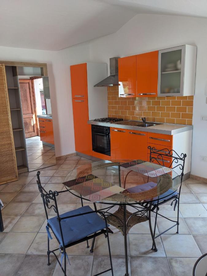Residenze Il Girasole Aparthotel Голфо Аранчи Екстериор снимка