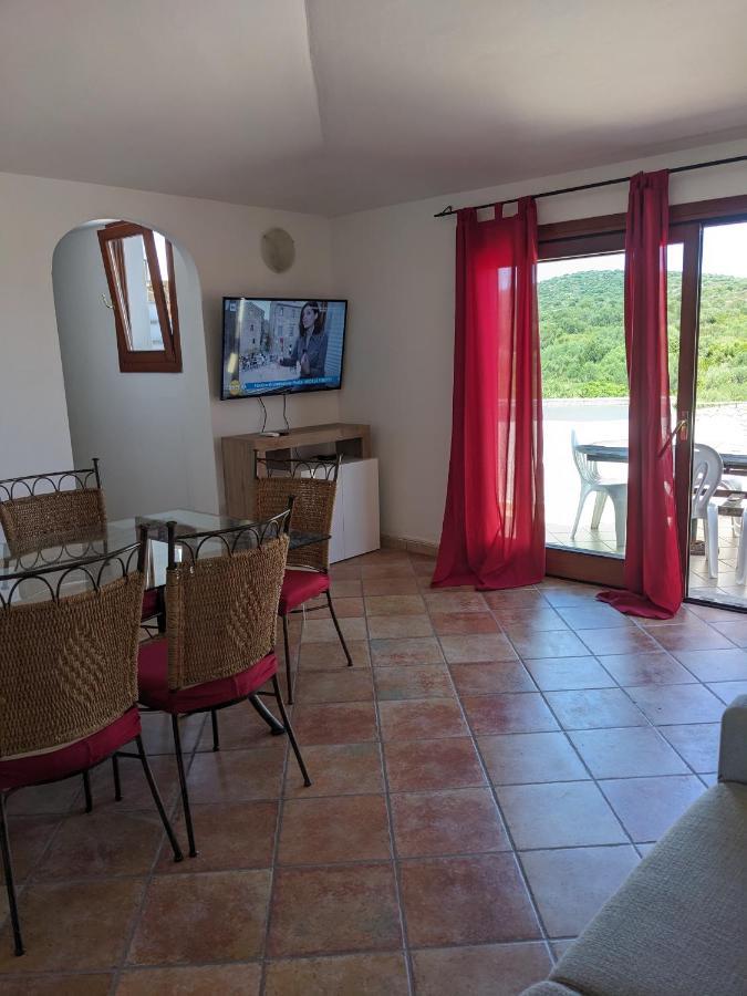 Residenze Il Girasole Aparthotel Голфо Аранчи Екстериор снимка