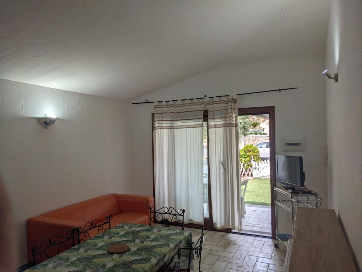 Residenze Il Girasole Aparthotel Голфо Аранчи Екстериор снимка