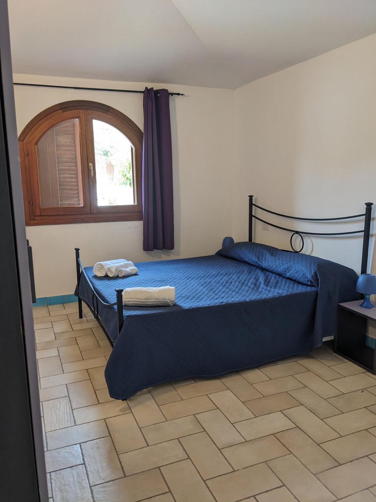 Residenze Il Girasole Aparthotel Голфо Аранчи Екстериор снимка