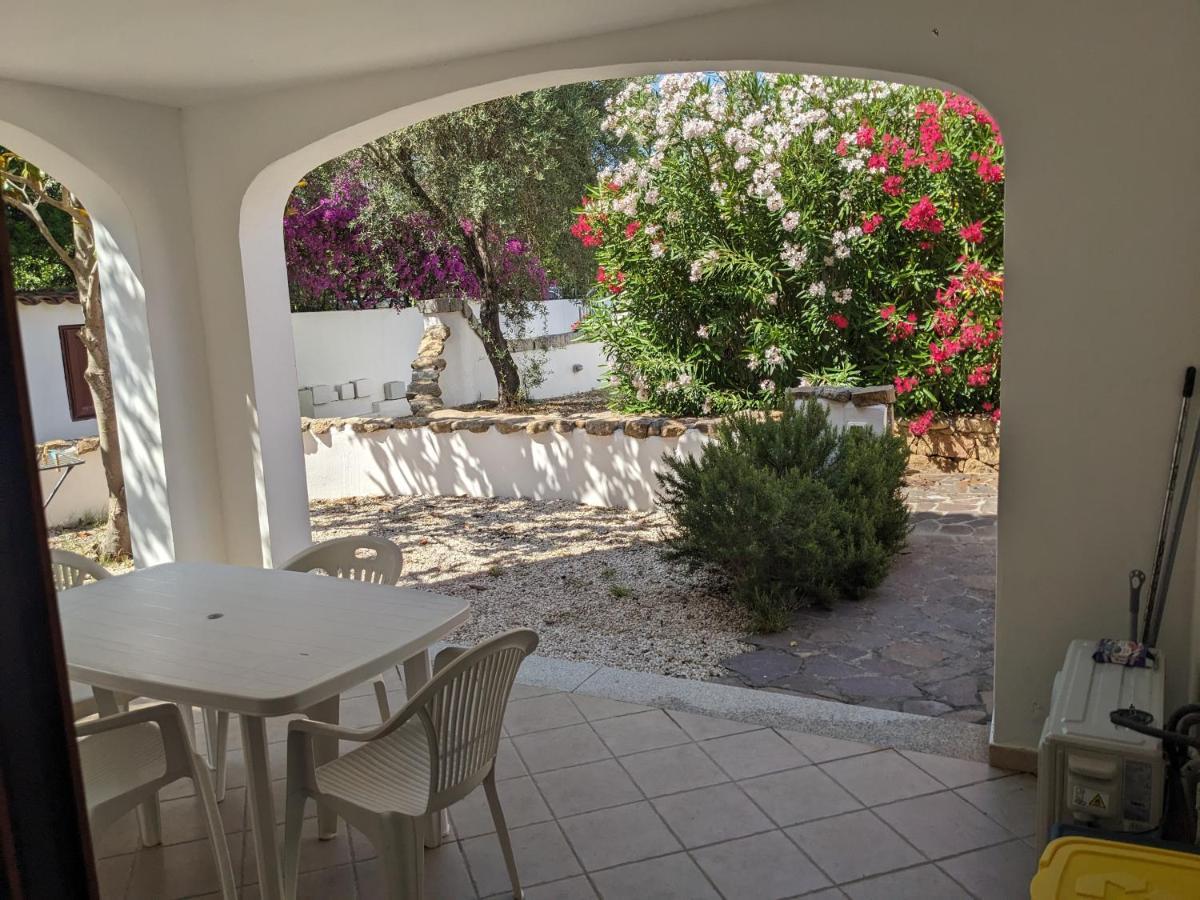 Residenze Il Girasole Aparthotel Голфо Аранчи Екстериор снимка