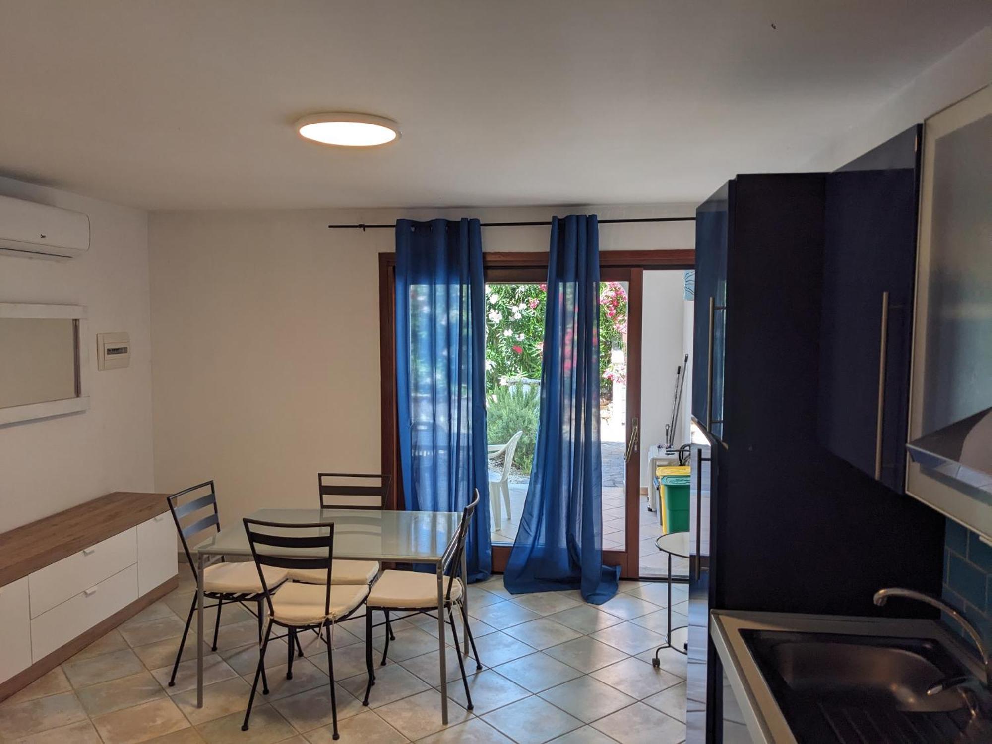 Residenze Il Girasole Aparthotel Голфо Аранчи Стая снимка