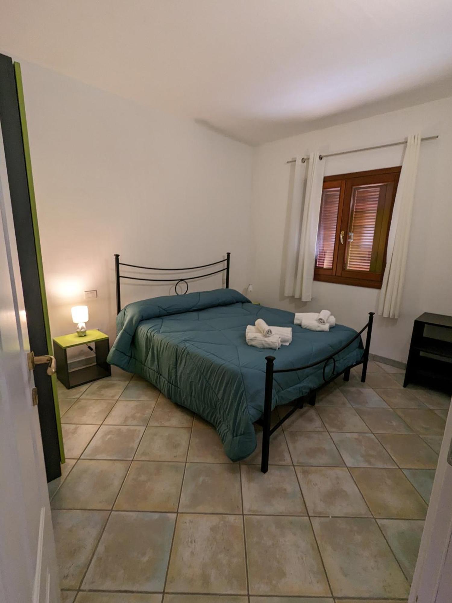 Residenze Il Girasole Aparthotel Голфо Аранчи Екстериор снимка