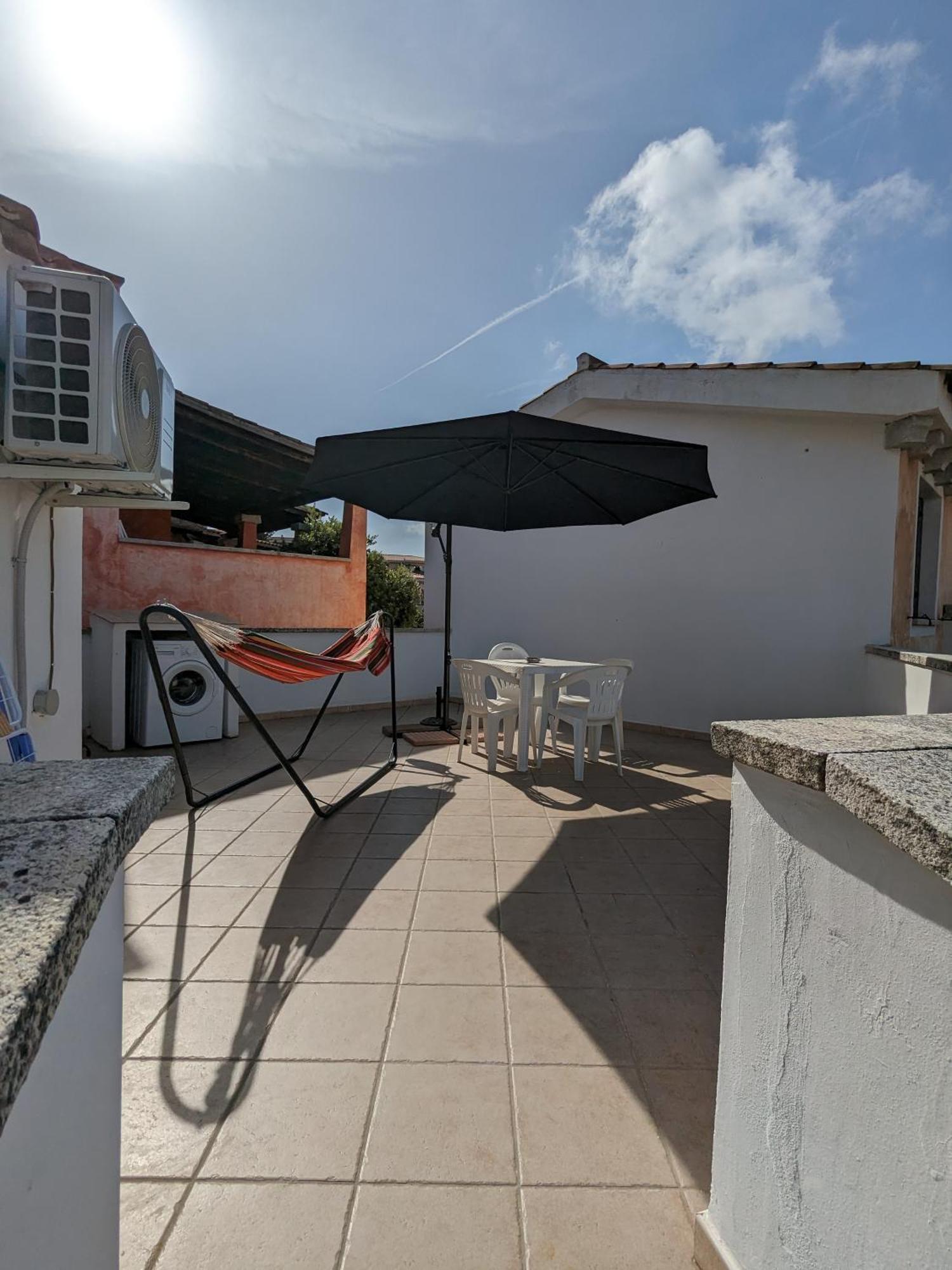 Residenze Il Girasole Aparthotel Голфо Аранчи Екстериор снимка