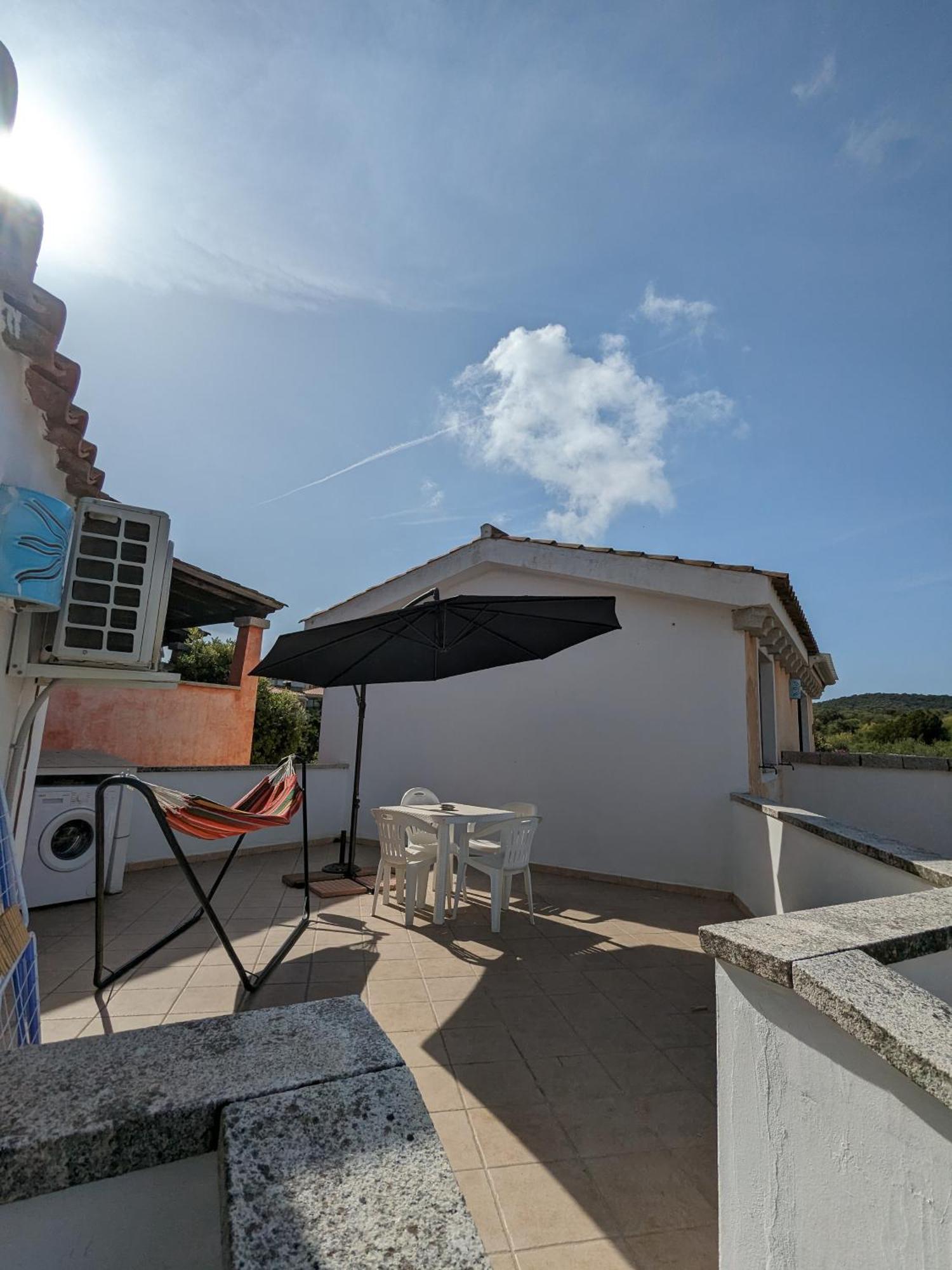 Residenze Il Girasole Aparthotel Голфо Аранчи Екстериор снимка